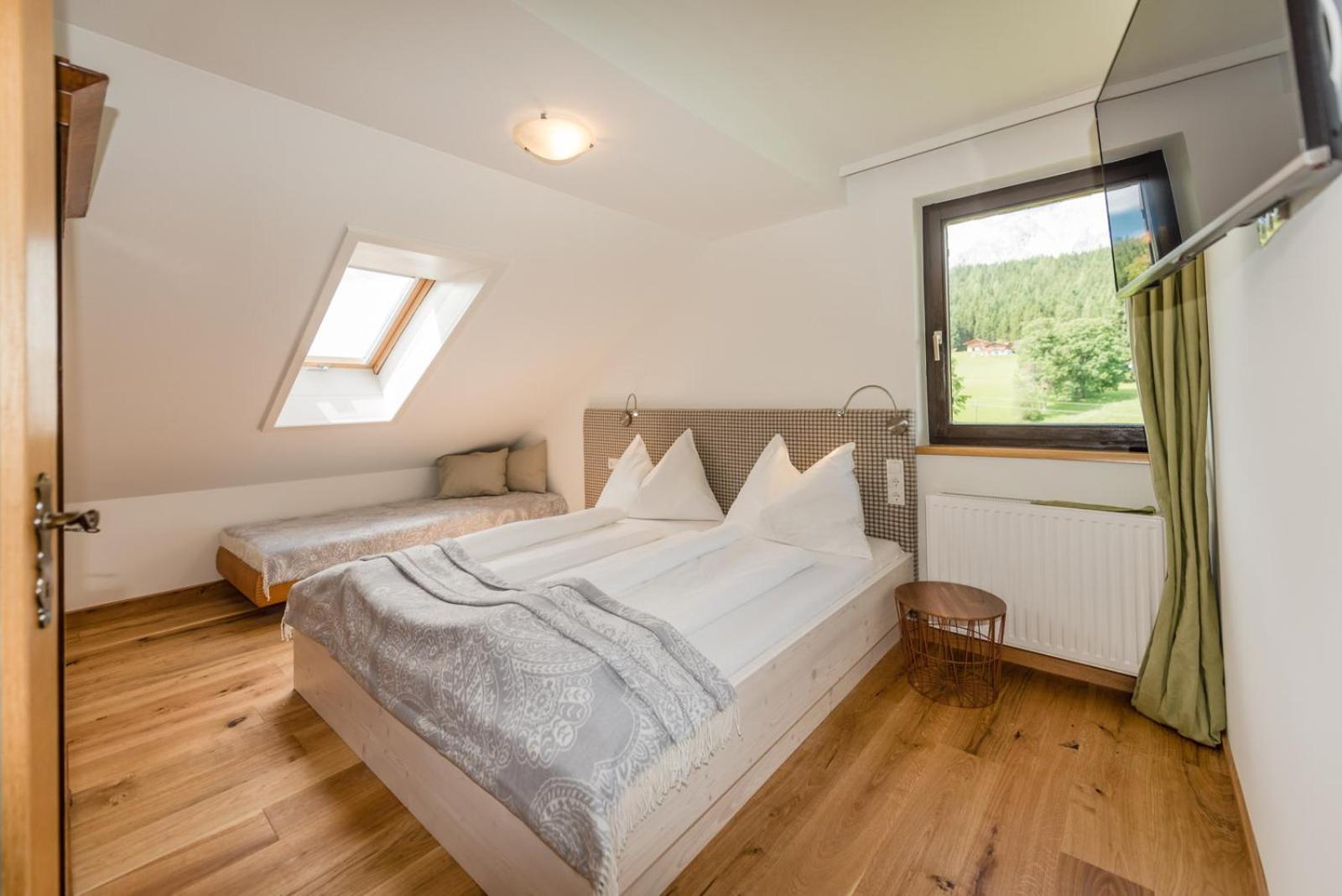 Naturchalet Hoeflehner - Heimgefuehl & Ruhelage An Loipe & Wanderweg * Ramsau am Dachstein